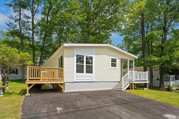 Photo 1 of 2 of home located at 518 Canterbury Dr Exeter, NH 03833