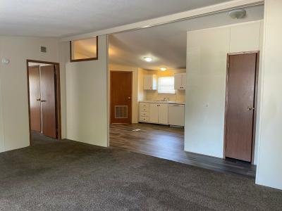 Photo 4 of 5 of home located at 519 White Willow Drive Flint, MI 48506