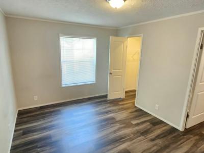 Photo 3 of 11 of home located at 26133 Fifth St #250 Taylor, MI 48180