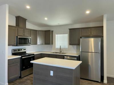 Photo 3 of 7 of home located at 1610 E Villa Rita Drive Phoenix, AZ 85022