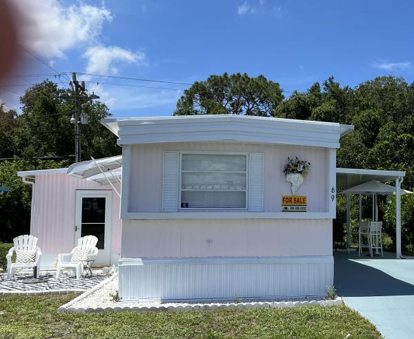 1971 FREE FF10267E Mobile Home