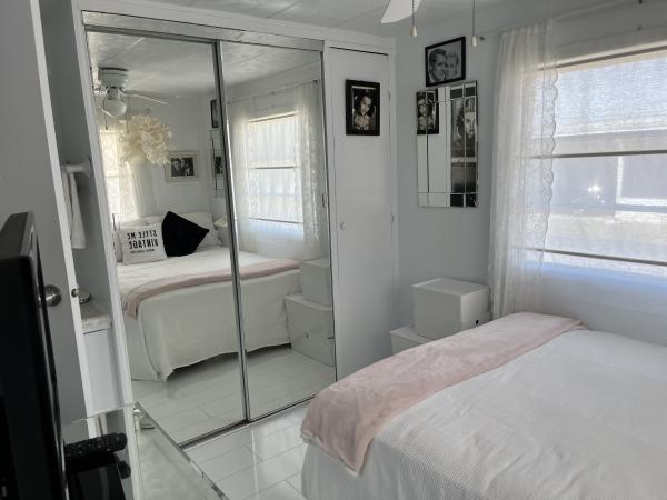 1971 FREE FF10267E Mobile Home