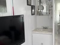 1971 FREE FF10267E Mobile Home