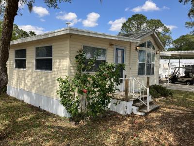 Photo 2 of 13 of home located at 10404 Hwy 27, Lot#41 Frostproof, FL 33843