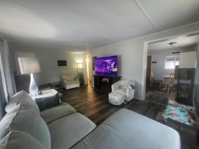Photo 2 of 20 of home located at 1161 Candida Road Elgin, IL 60123