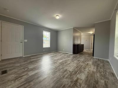Photo 3 of 28 of home located at 11827 Cascade Circle #4 Romeo, MI 48065