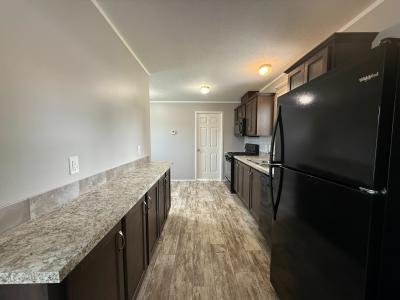Photo 4 of 28 of home located at 11827 Cascade Circle #4 Romeo, MI 48065