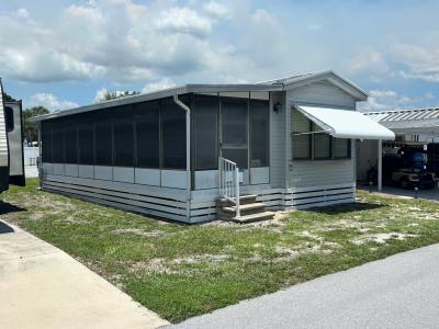Photo 2 of 11 of home located at 37615 Birchcrest Lane Zephyrhills, FL 33541