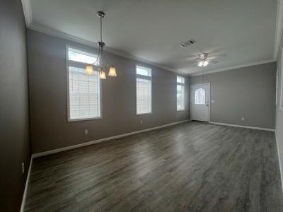 Photo 4 of 20 of home located at 3528 14th Street West #B015 Bradenton, FL 34205