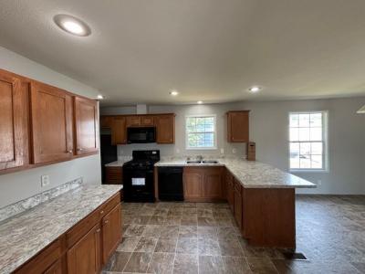 Photo 5 of 10 of home located at 253 Fescue Dr Kentwood, MI 49548