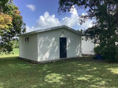 Photo 4 of 11 of home located at 35054 SW 188th Pl Homestead, FL 33034