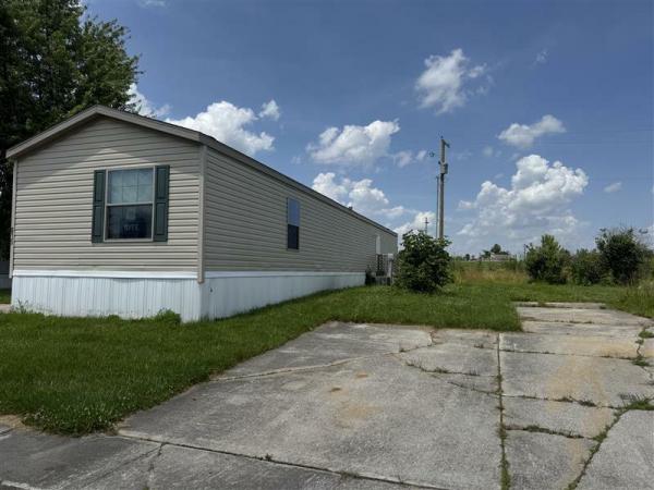 2018 LH168032LF  Home