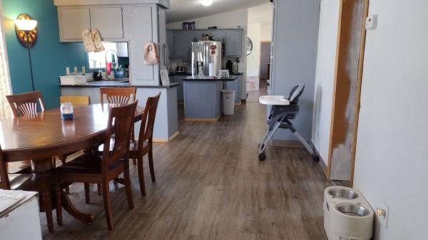 2002 MAGN MHGENE240217941AB Mobile Home