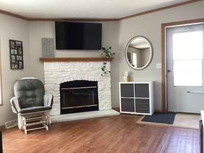 Photo 4 of 17 of home located at 17 Ridgeway Circle Saline, MI 48176