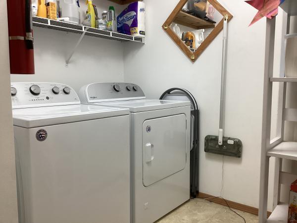 2002 DUTCH PARK Dutchess Mobile Home