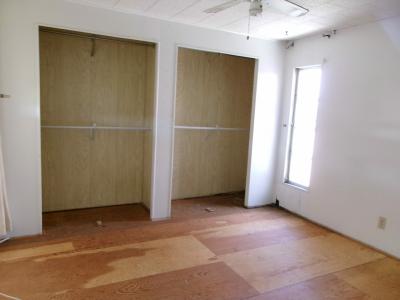 Photo 4 of 7 of home located at 7100 Ulmerton Rd Lot 0623 Largo, FL 33771