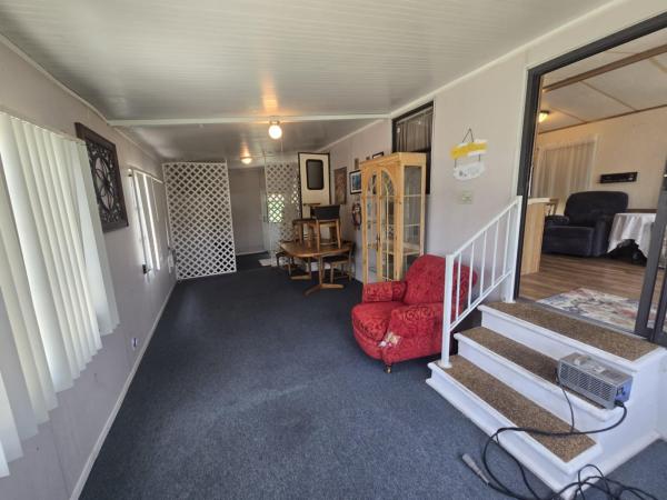 1990 FLTW  Home