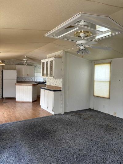 Photo 6 of 8 of home located at 1610 E. Robinson Rd. #36 Knoxville, IA 50138