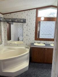 2000 Master Piece Manufactured Home