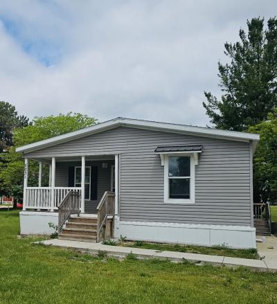 Photo 1 of 8 of home located at 5031 Curtis Dr. SW #87 Wyoming, MI 49509