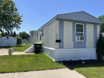 Mobile Home at 423 Laporte Ct. Rochester Hills, MI 48307