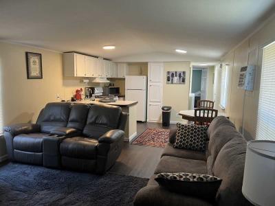 Photo 3 of 16 of home located at 423 Laporte Ct. Rochester Hills, MI 48307