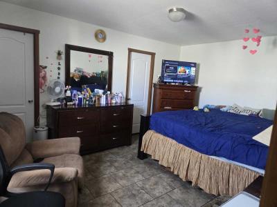 Photo 4 of 8 of home located at 830 N Lamb Blvd Las Vegas, NV 89110