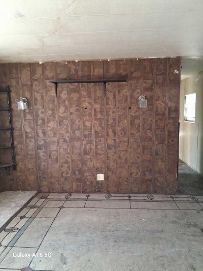 Photo 5 of 8 of home located at 930 Graphic Arts Rd, Lot 98 Emporia, KS 66801