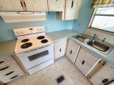 Photo 3 of 26 of home located at 7100 Ulmerton Rd. Largo, FL 33771