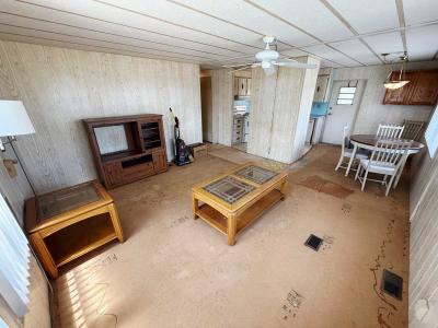 Photo 5 of 26 of home located at 7100 Ulmerton Rd. Largo, FL 33771