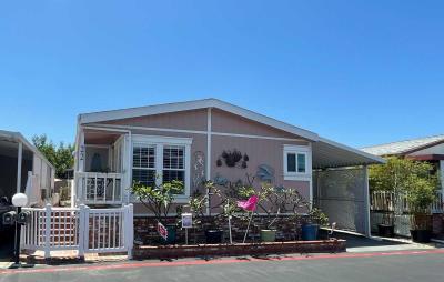 Photo 4 of 43 of home located at 19251 Brookhurst, #22 Huntington Beach, CA 92646