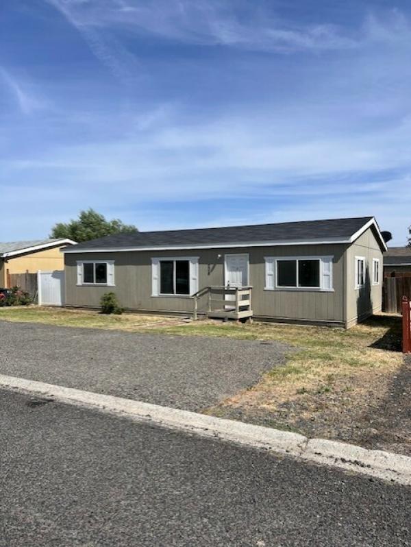 Photo 1 of 1 of home located at 200802 E. Game Farm Rd #206 Kennewick, WA 99337