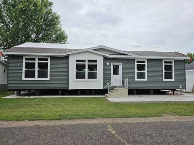 Mobile Home at 1452 268th Avenue NE Isanti, MN 55040