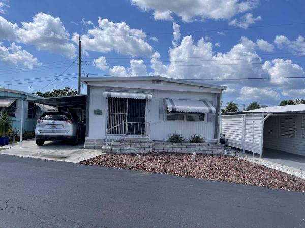 1971 2BD/1.5BA Mobile Home