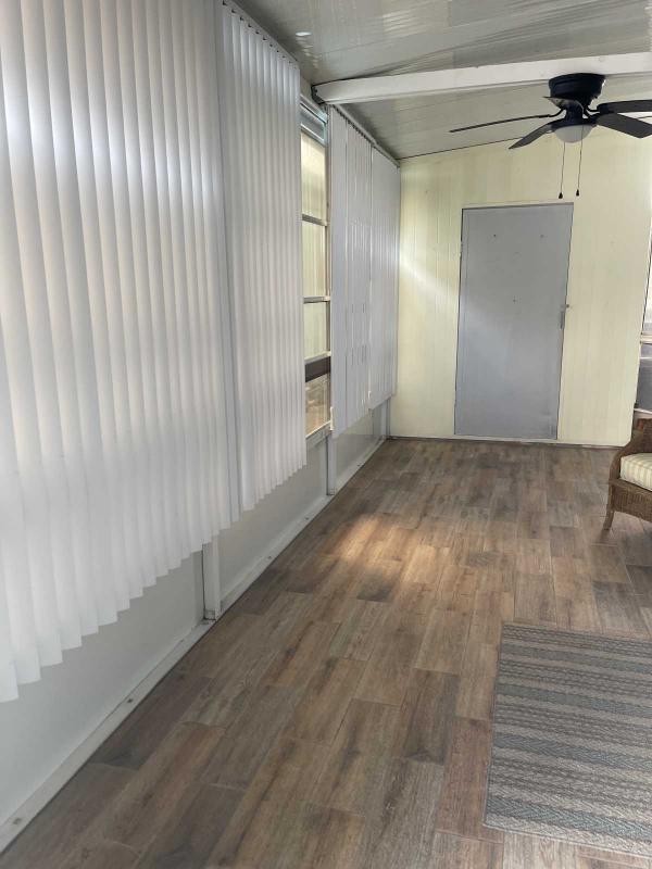 1971 2BD/1.5BA Mobile Home