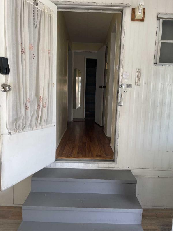 1971 2BD/1.5BA Mobile Home