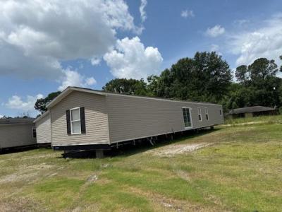 Mobile Home at Highland Used Homes Llc 16726 Florida Blvd Baton Rouge, LA 70819
