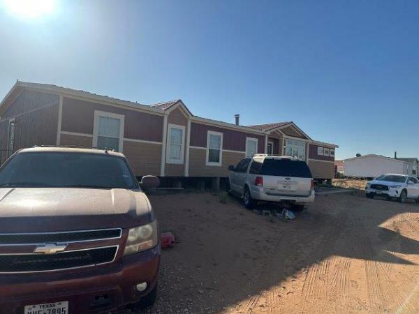 Photo 1 of 2 of home located at Morada Homes 206 E. Cr 132 Midland, TX 79706