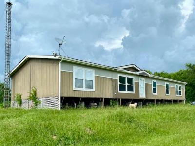 Mobile Home at 2802 County Road 34 Angleton, TX 77515