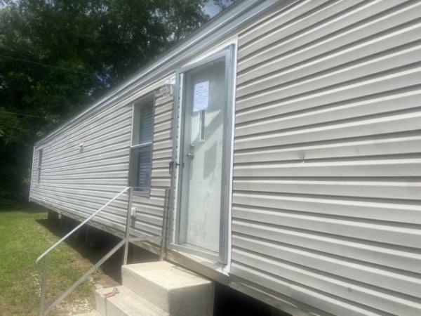 Photo 1 of 2 of home located at Mobile Home Masters 12010 Tx-31 Tyler, TX 75705