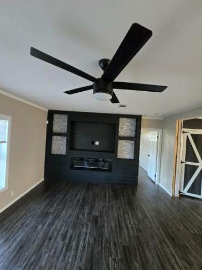 Mobile Home at Manufactured Housing Consultan 13930 Interstate 35 S Von Ormy, TX 78073