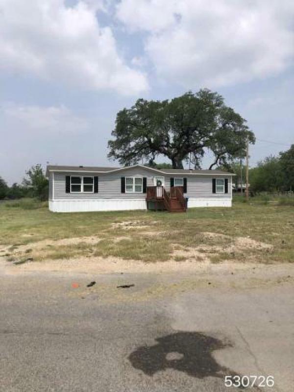 Photo 1 of 2 of home located at 730 Park St Pleasanton, TX 78064