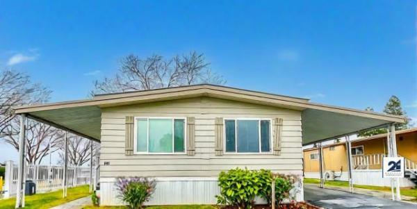 Photo 1 of 2 of home located at Capitol City Estate Park 6616 Capital Dr Sacramento, CA 95828