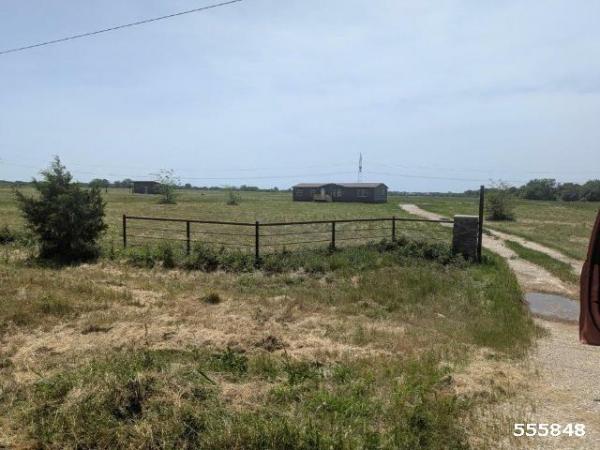 Photo 1 of 2 of home located at 3361 Fm 2649 Lone Oak, TX 75453