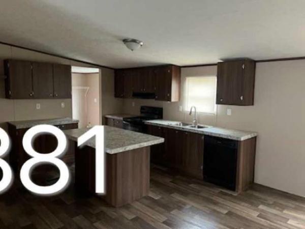 Photo 1 of 2 of home located at Clearance Homes Of Texas 12918 Highway 59 Ih 69 Splendora, TX 77372