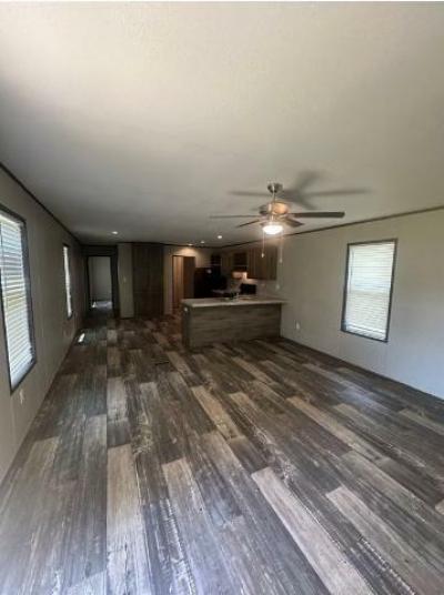 Mobile Home at 24510 Highway 8 Leesville, LA 71446