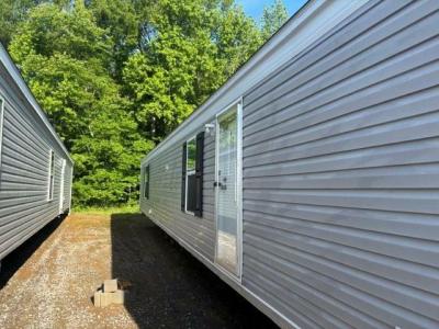 Mobile Home at J And J Homes Of Cullman, Llc 410 County Road 437 Cullman, AL 35055