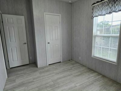 Photo 4 of 9 of home located at 1219 51st Avenue East, #136 Bradenton, FL 34203