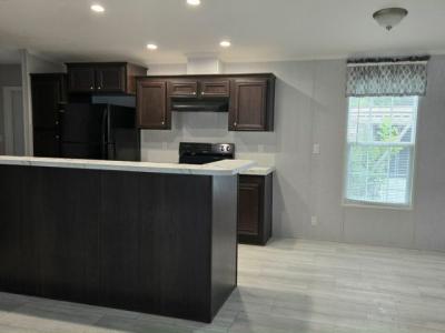 Photo 4 of 9 of home located at 1219 51st Avenue East, #9 Bradenton, FL 34203