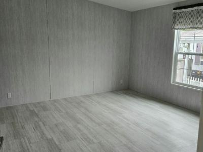 Photo 5 of 19 of home located at 3323 NE 14th St Lot B27 Ocala, FL 34470